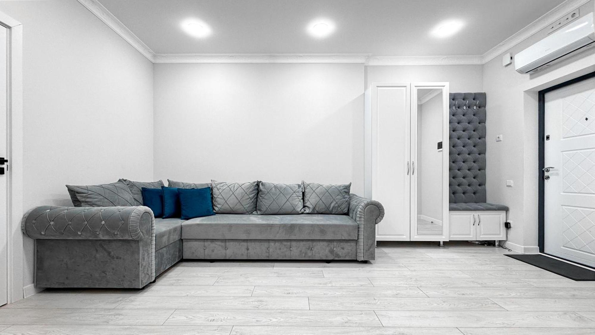 Luxury New Avram Iancu Apartments 키시나우 외부 사진